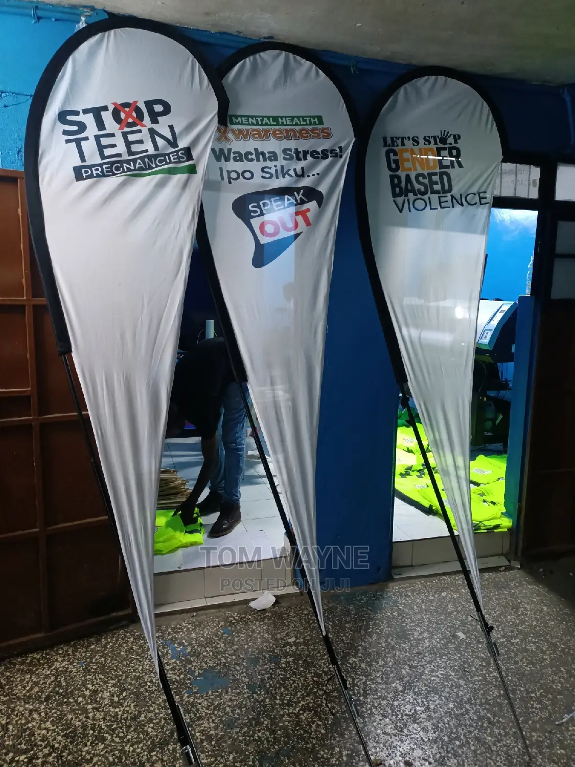 Teardrop Banner Printing Plus Teardrop Stands