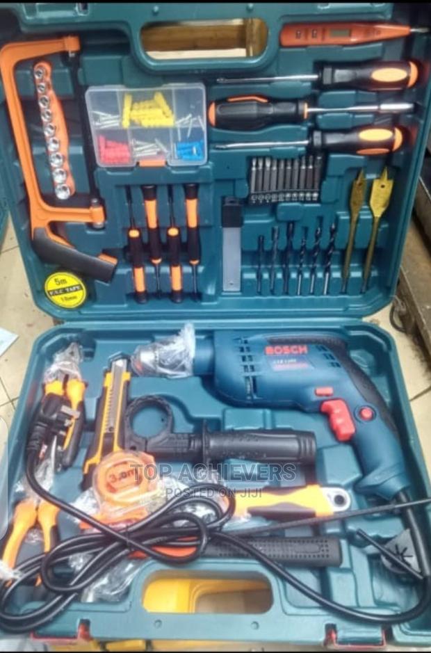 Modern Bosch Drillset - main view