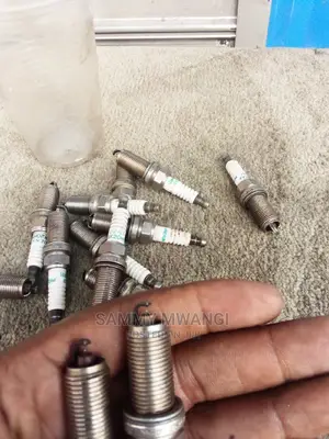 Nissan Plugs Avairable