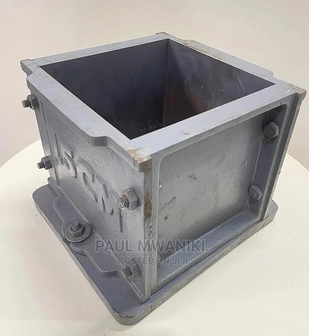 Premium Quality Cube Mould 150mm X 150mm.-Cast IRON. - main view