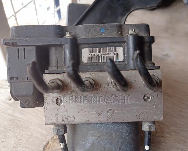 Nissan ABS Pump (Y2)