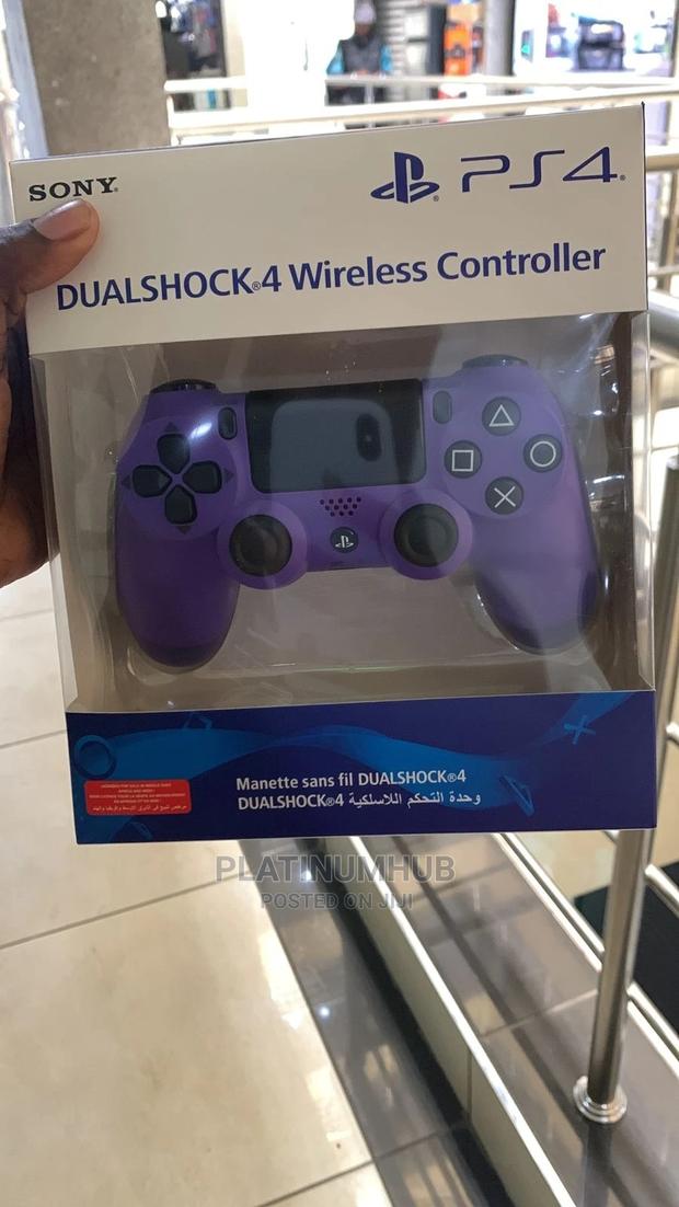 Purple Ps4 Game Controller - main view