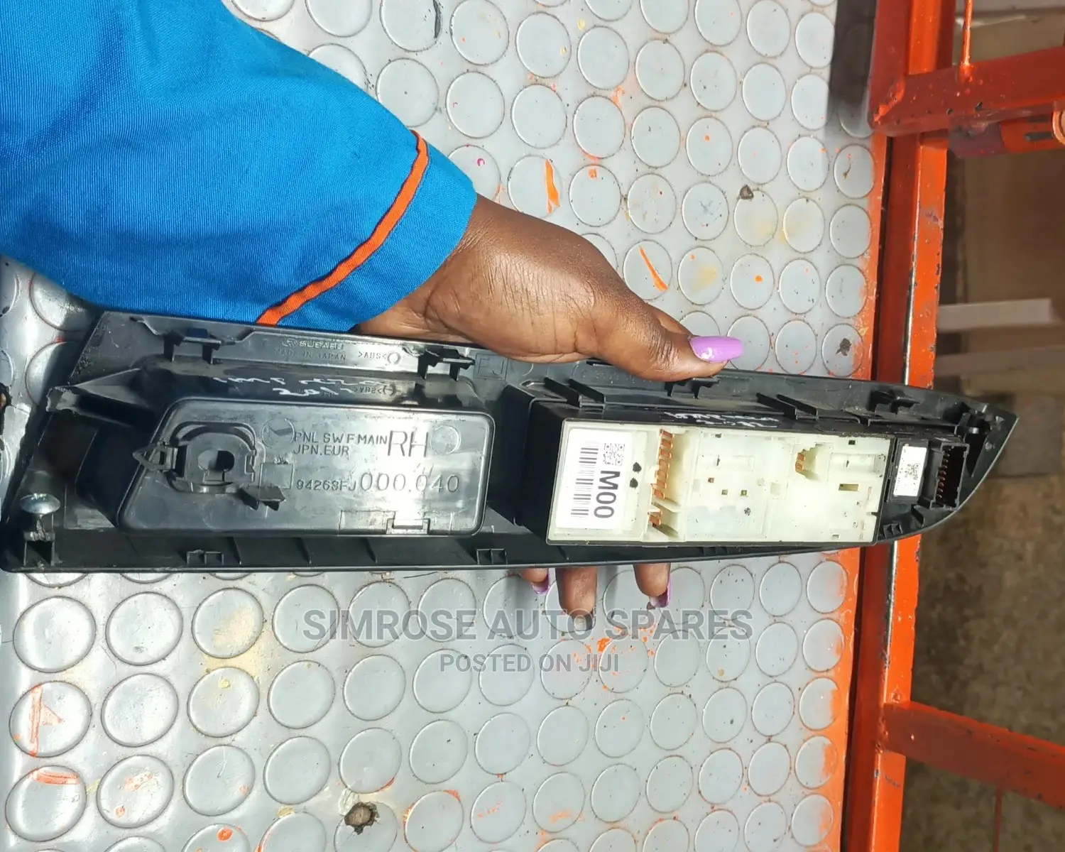 Subaru Impreza 2012 Main Door Switch.