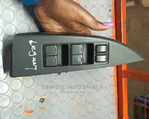 Subaru Legacy 2008 Door Switch.