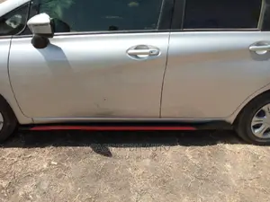 Nissan Note Side Skirts