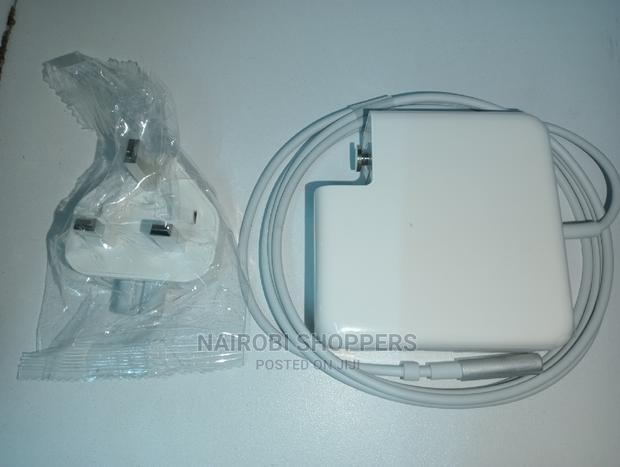 Mac Book Charger L-Shape - main view