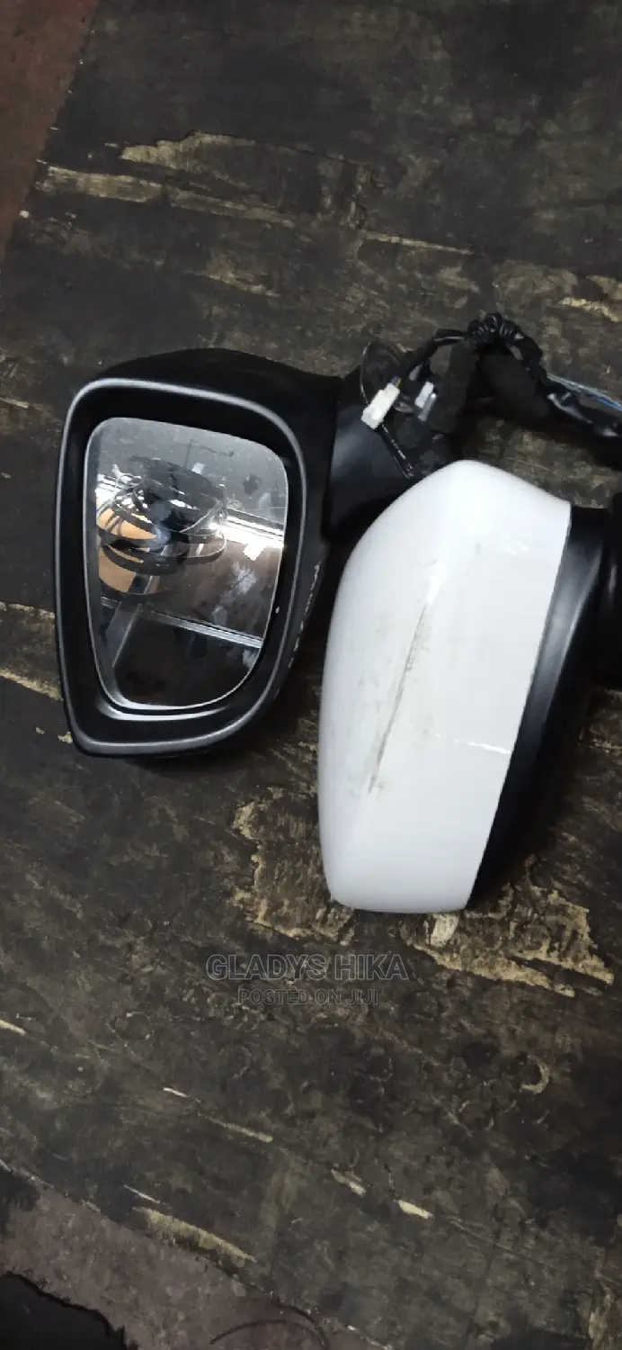 Axela 2015 Side Mirrors