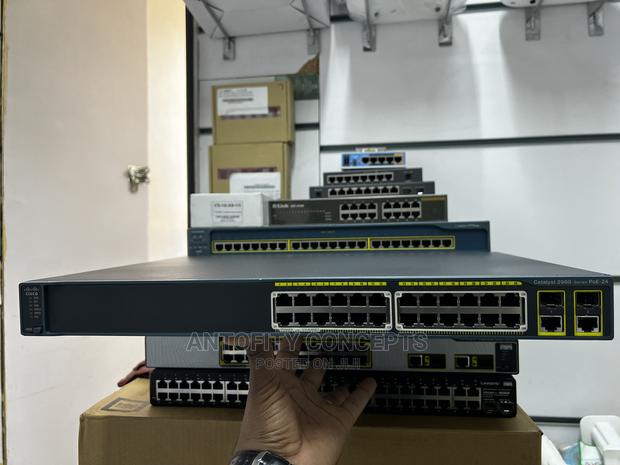 Cisco Catalyst 2960 24 Port Poe Ethernet Switch 2960-24pc/L - thumbnail 2