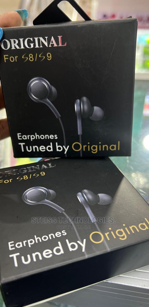 Akg Wired Superbass Headsets. - thumbnail 2