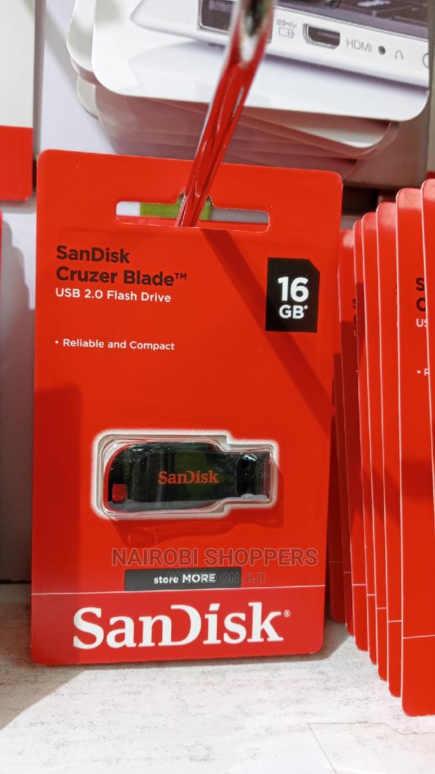 Flash Disk 16 Gb
