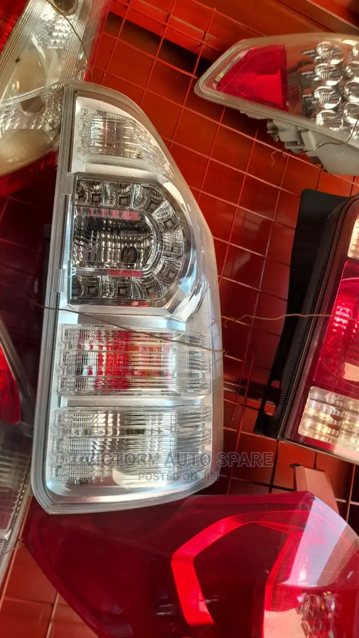Voxy Taillight 2010/2012/2013