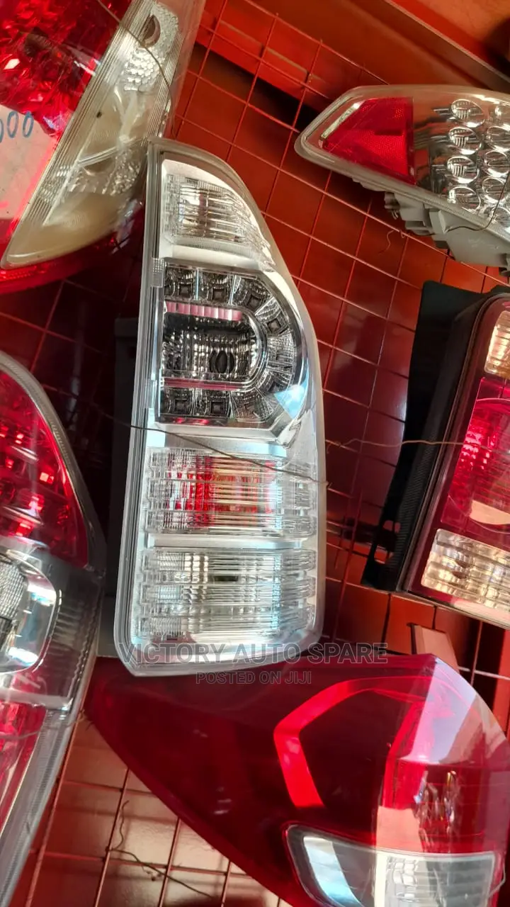 Voxy Taillight 2010/2012/2013