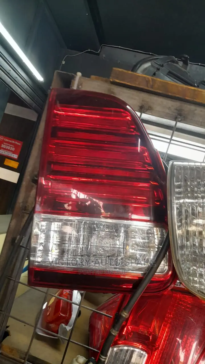 V8 Taillight Body Old Model