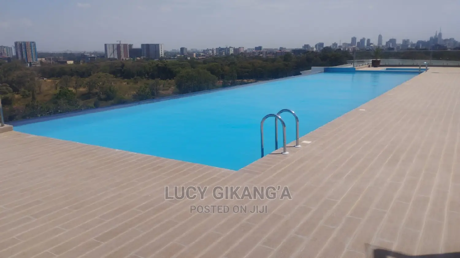 Rooftop Swimminng Pool