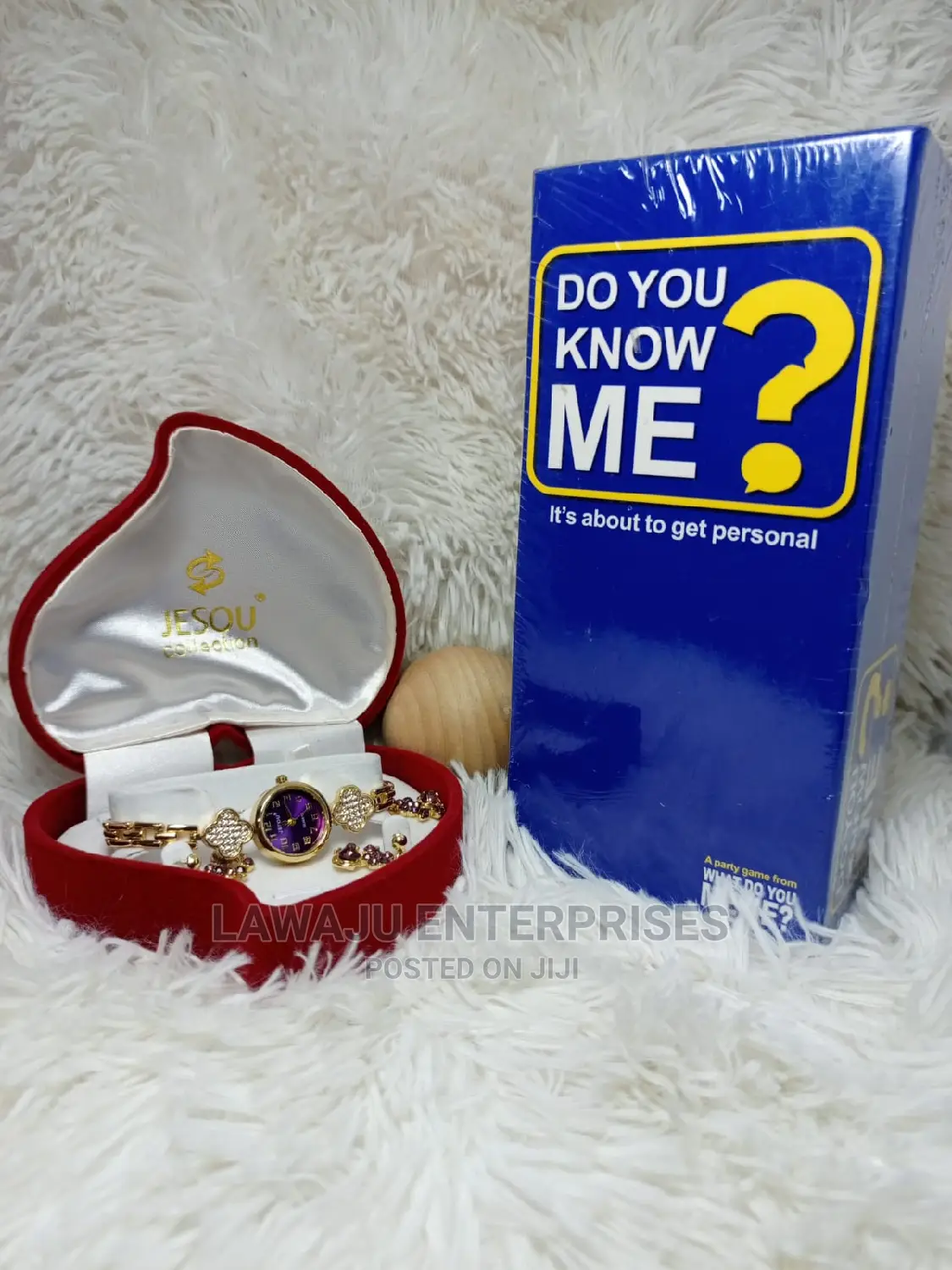 Do You Know Me Game + Ladies International Women's Gift Set