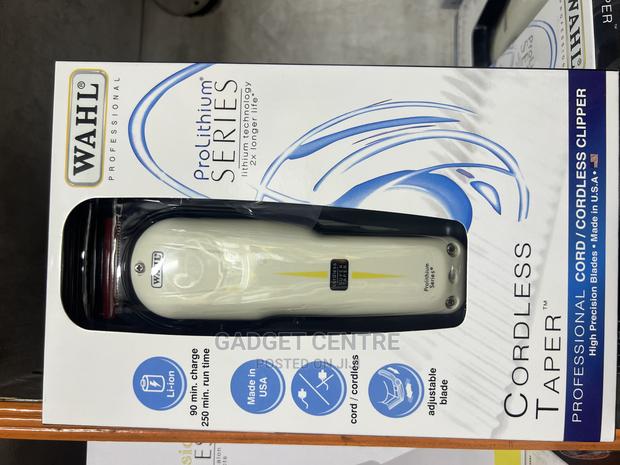 Wahl Cordless Shaving Machine