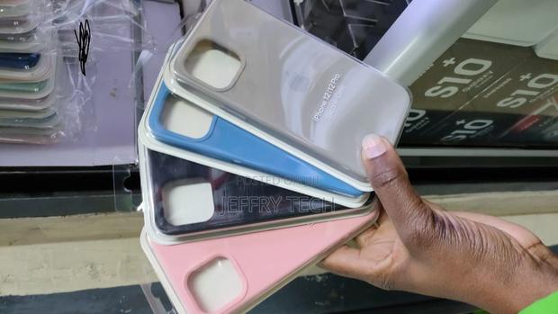 iPhone 12 / 12 Pro Silicone Cases - thumbnail 3