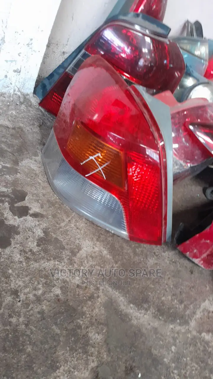 Vitz Taillight/Backlight 2008/2009