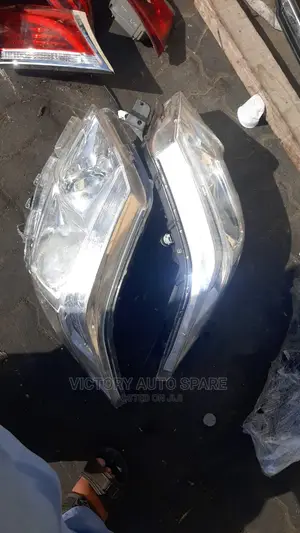 Noah Zr80 Headlight 2014/2015