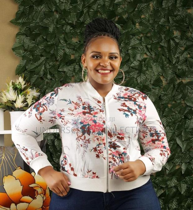 High-End Plus Size Fitting Short Bomber Jacket - thumbnail 3