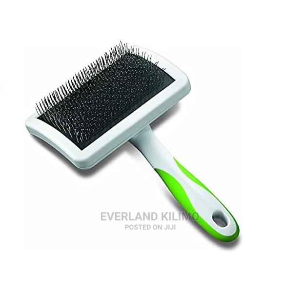 Firm Slicker Brush - main view