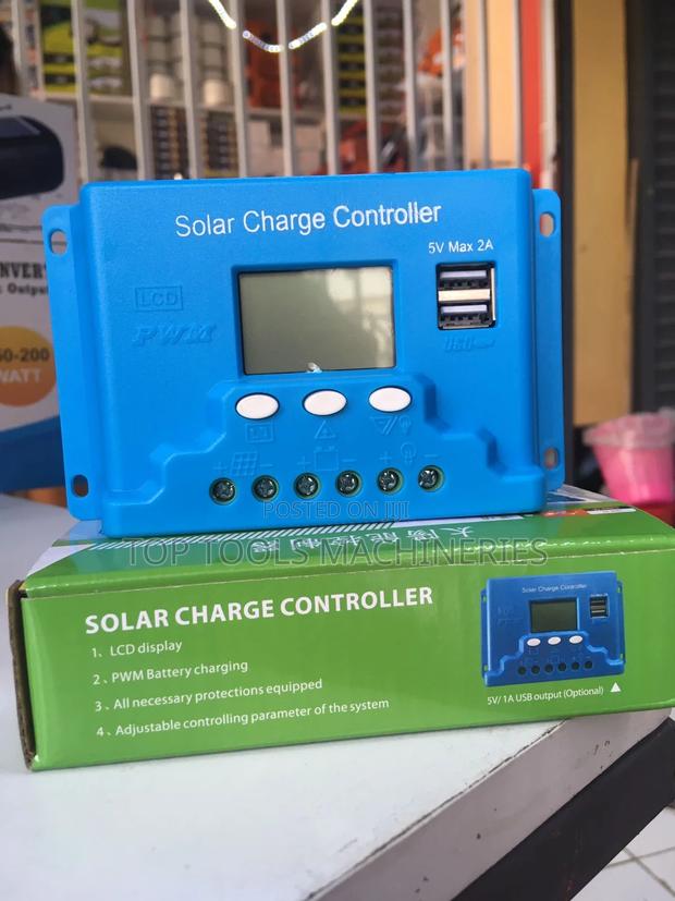 30A Solar Charge Controller - main view