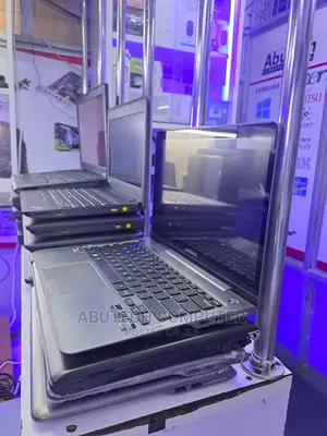 Laptop Samsung 4GB Intel Core I5 HDD 500GB