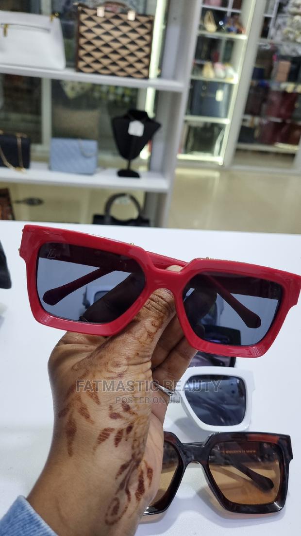 Louis Vuitton Sunglasses - main view