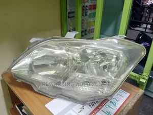 Premio 260 Non Xenon Lhs Headlight.