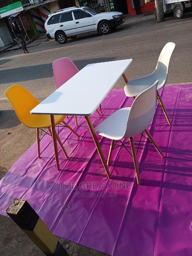 Eames Table - main view
