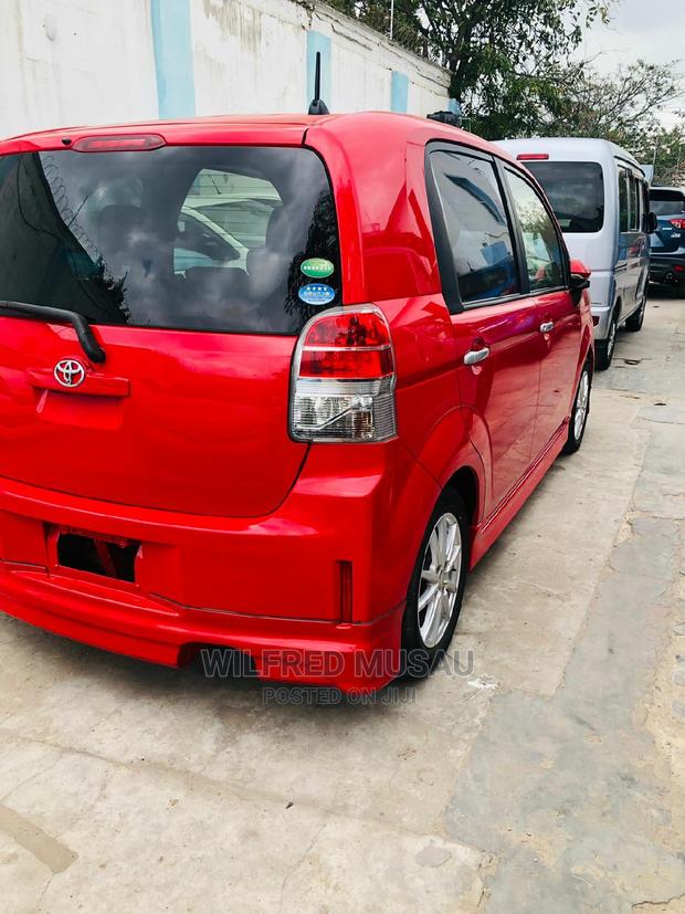 Toyota Spade 2015 Red - thumbnail 10