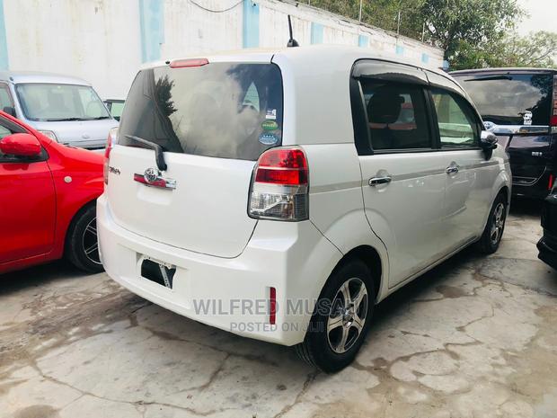 Toyota Spade 2015 White - thumbnail 3