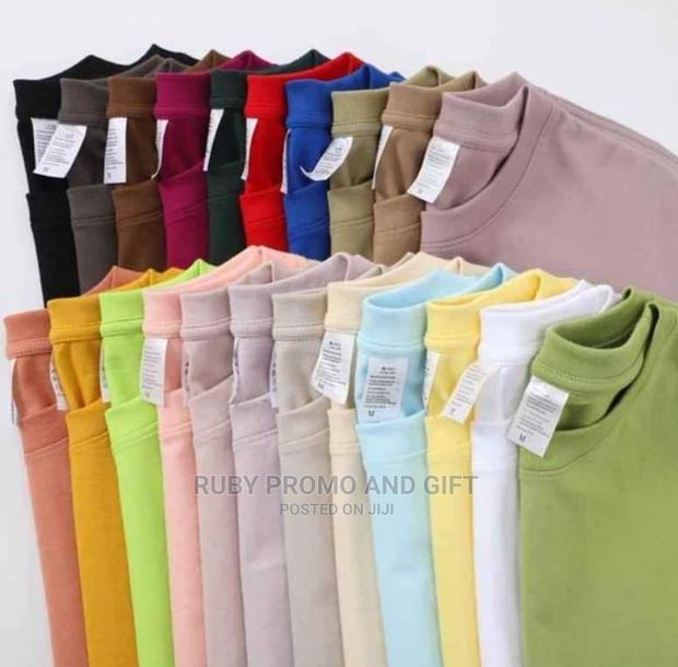 Round Neck T-Shirt - thumbnail 3