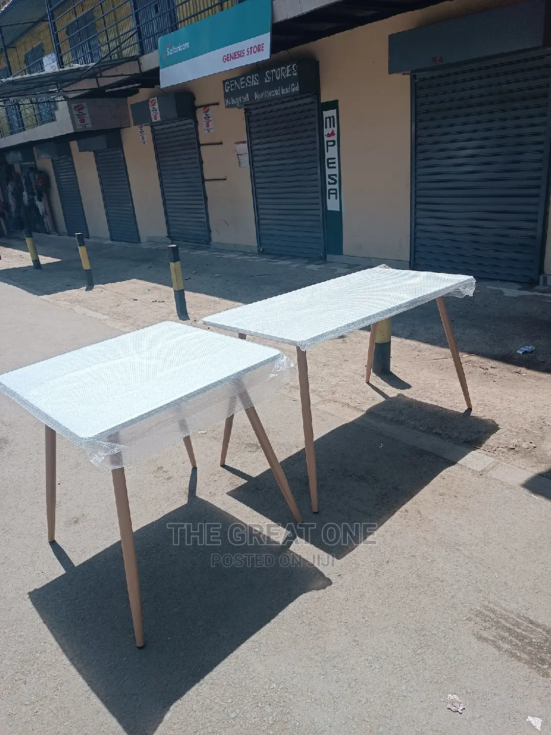 Eames Table