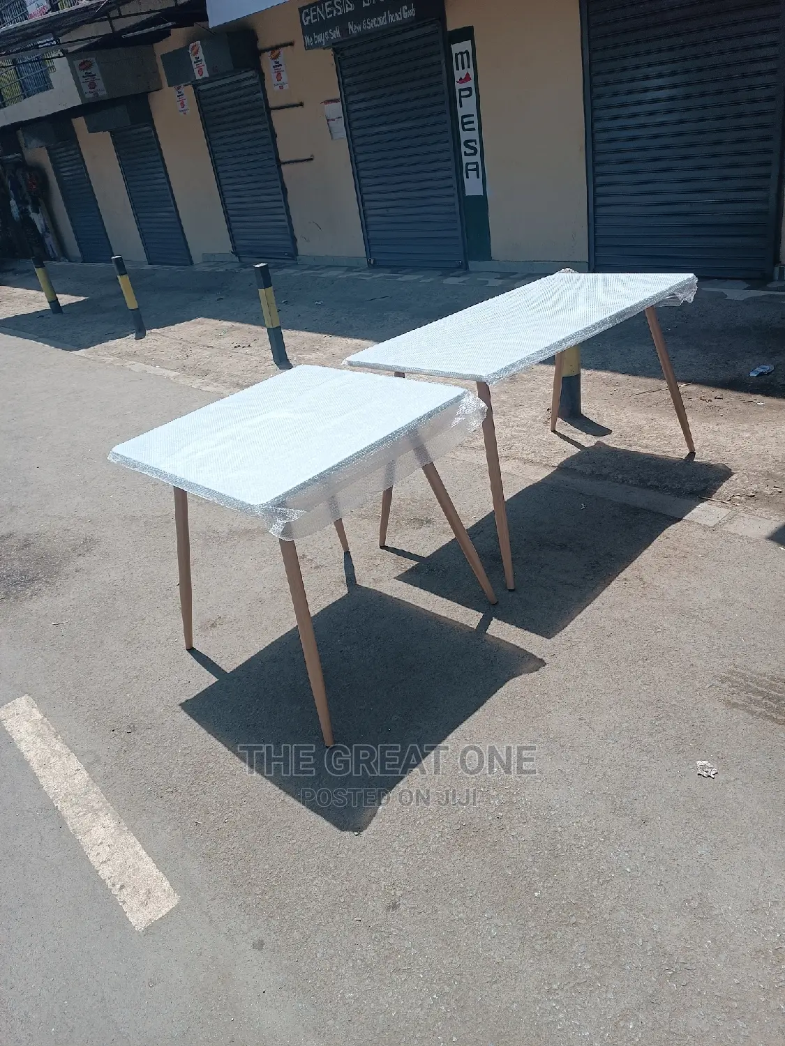 Eames Table