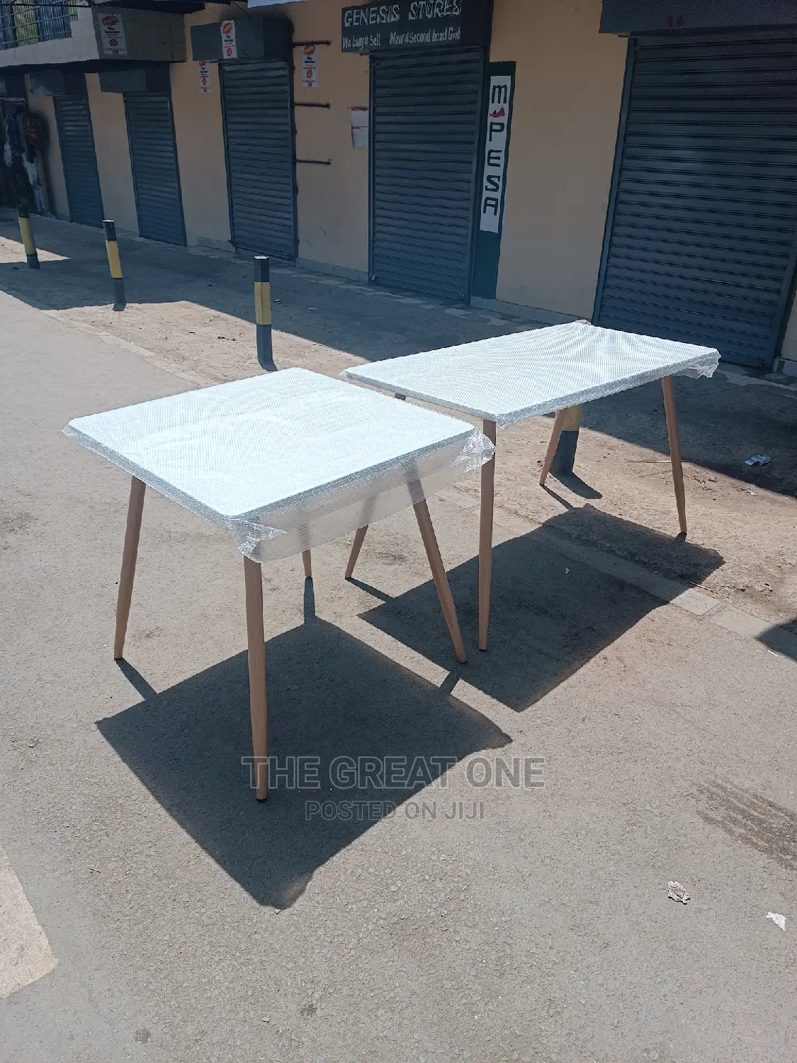 Eames Table