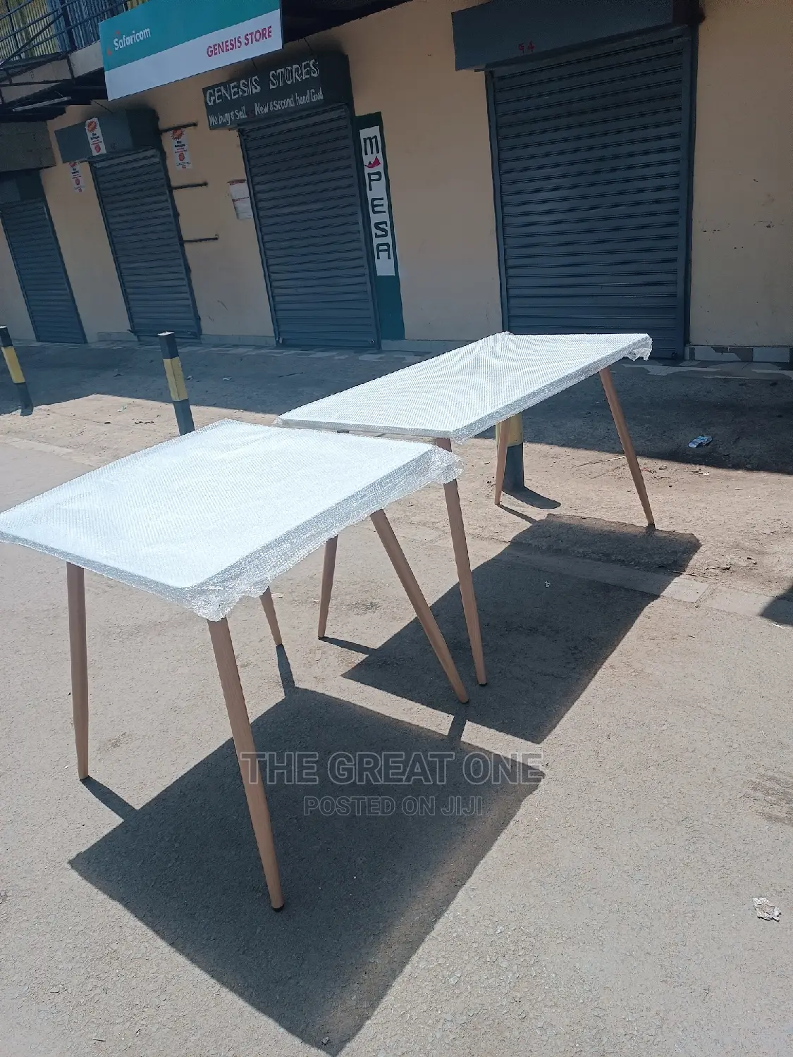 Eames Table