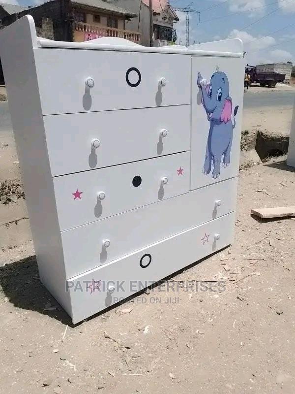 MDF Chest of Drawers 4 by 4 Fitts