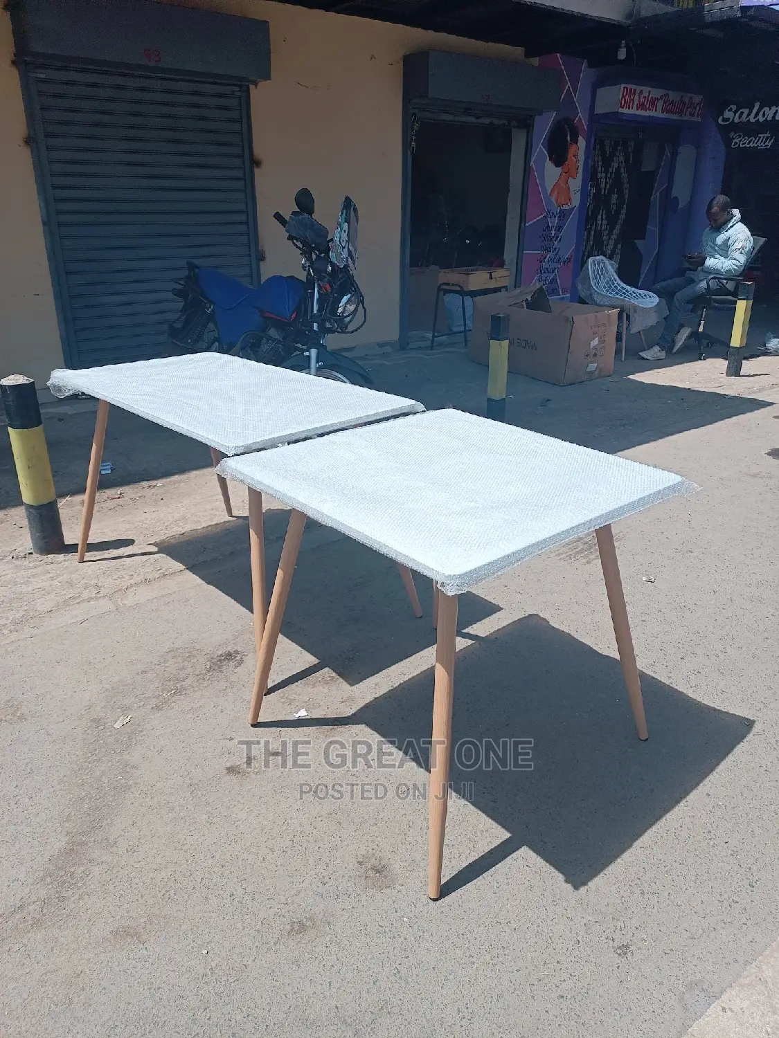 Eames Table