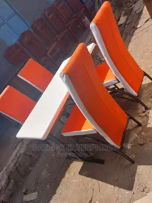 Hotel and Restaurant Dinning Table 4 Seater