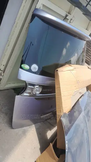 Mazda Biante Boot/Tailgate
