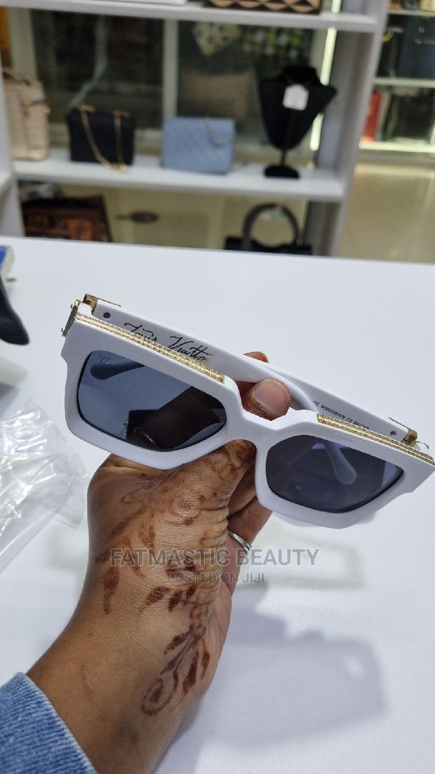 Louis Vuitton Sunglasses - main view