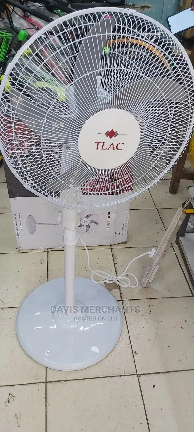 Stand Fan With 270° Rotation