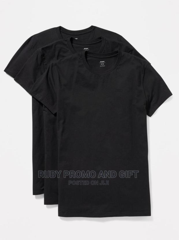 Black Round Neck T-Shirts