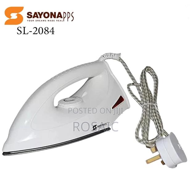 Sayona Dry Iron Box