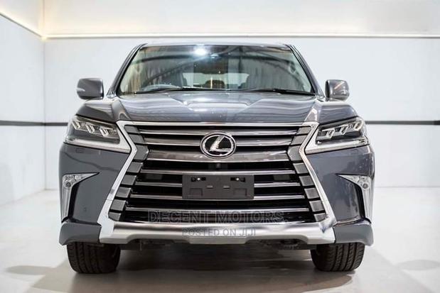 Lexus LX 570 AWD 2016 Gray
