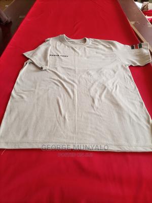 Plain T-shirts - thumbnail 2