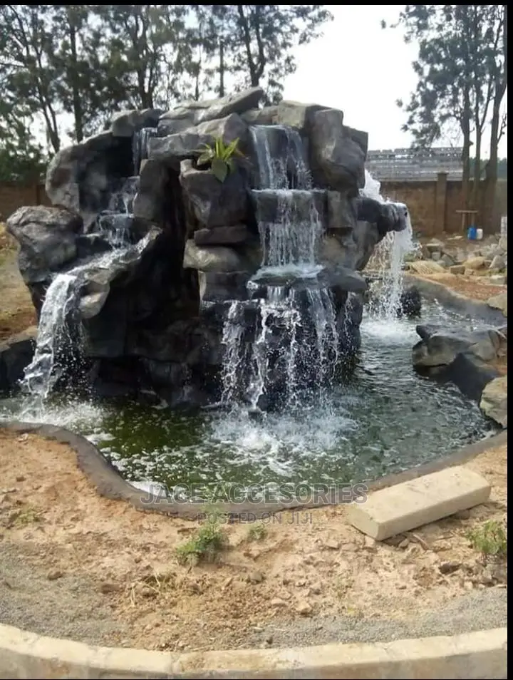 Rockery Fountain Pond