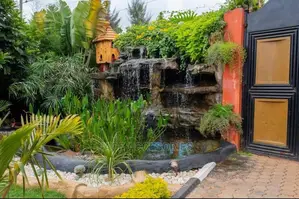 Rockery Fountain Pond