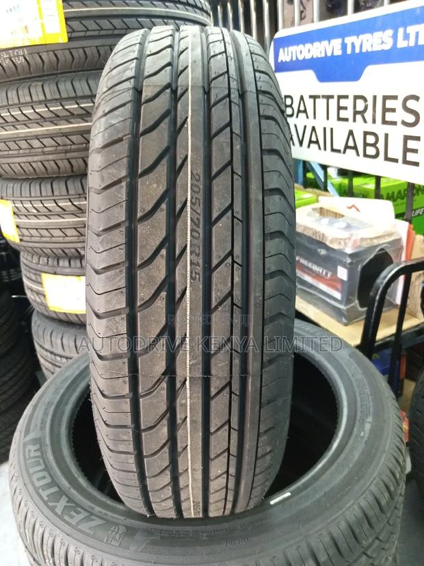 205/70r15 Aplus Tyre - thumbnail 2